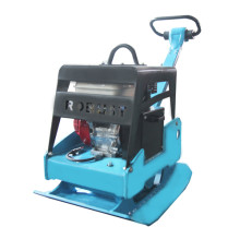 Виброплита реверсивная ROBUST CPC-325H